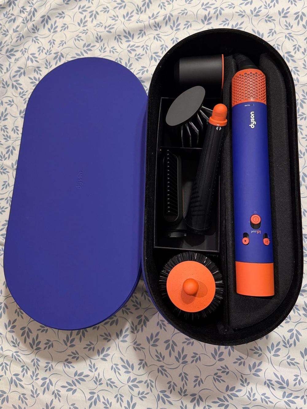 Dyson Airwrap full set in vivid blue and orange for Wavy/Curly/Coily hair